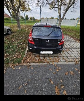 Hyundai i30 benzin 1.4 rok 2009 nová STK NAJETO 190tis km - 4