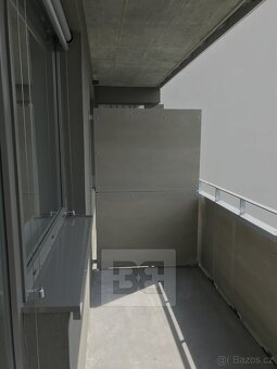 Pronájem bytu s parkováním 2+kk, 50 m2 - Praha - Michle - 4
