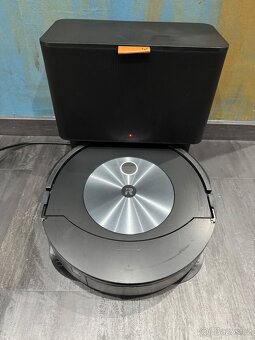 iRobot Roomba Combo j7+ - 4