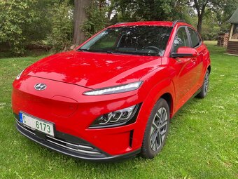 HYUNDAI KONA PREMIUM ROK 2022 BATERIE 64 kWh - 4
