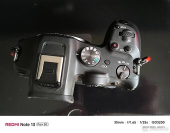 Canon EOS R7 - 4
