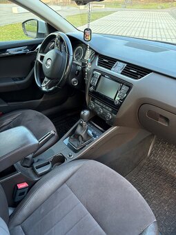 Škoda Octavia 2.0 TDI 110KW Laurin&Klement - 4