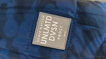 Zimní / přechodová chlapecká bunda C&A vel. 128 - 4