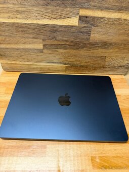 MacBook Air M3, 2025, 256GB (12 měsíců záruka) - 4