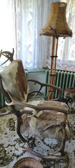 Křeslo a doplňky z paroží - 4