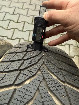 2x ZIMNÍ PNEU NEXEN 225/60 R17 - 4