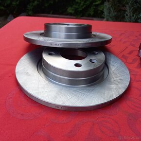 BRZDOVÉ KOTOUČE DACIA - 2 ks - NOVÉ - 4