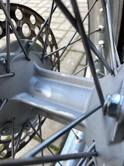 Kawasaki KMX KDX - 4