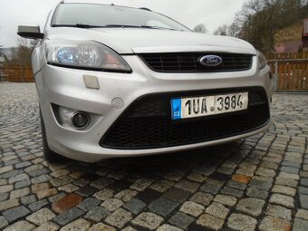 ford focus 1,6tdci 08 díly ST nárazník přední - 4