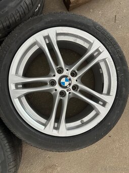 Pěkná BMW M alu R18 - 4