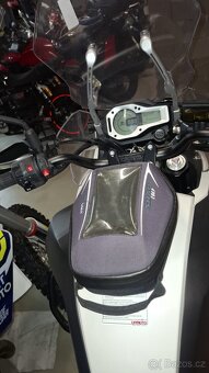 CF MOTO 650 MT - 4