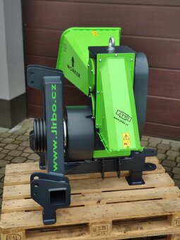špalíkovač štěpkovač za traktor s pytlovačem do 12cm - 4