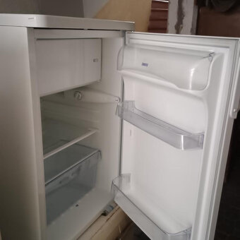 Lednice s mrazákem Zanussi - 4