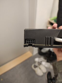 Grafická karta Radeon RX 580 2048 sp - 4