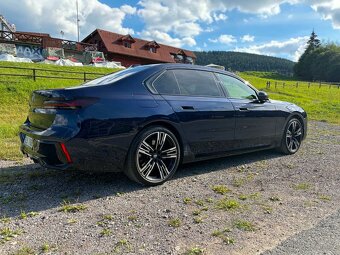 BMW 740d xDrive, M-paket, B&W, záruka - 4