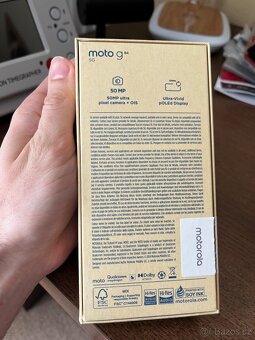 Moto G84 8GB/256GB - 4