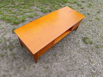 TV stolek / Dřevěná komoda pod TV - 4