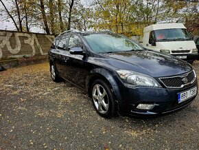 Kia Ceed - 4