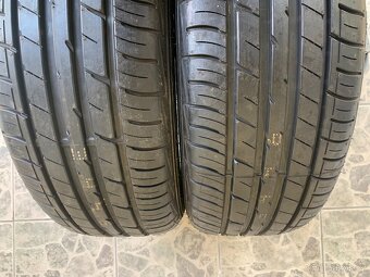 VW Passat 215/55/17 - 4