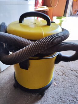 Průmyslový vysavač Karcher 2201 - 4
