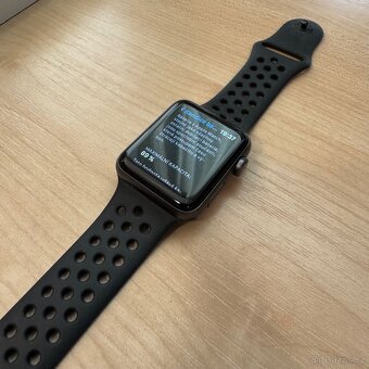Apple Watch 3 space gray 42mm - 4