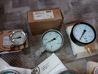 Manometry a teploměry - PLATÍ do SMAZÁNÍ - 4