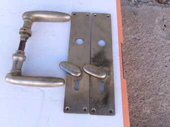 staré mosazné kliky - 4