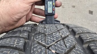 Zimní pneumatika 245/40/19 Pirelli - 4