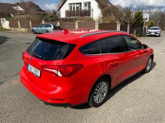 Ford Focus Turnier 1.5 EB Titanium 1. majitel 11/2019 - 4