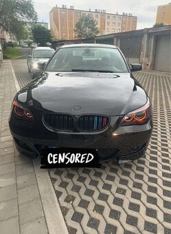 Zdravím prodám světla na bmw e60 530d byli tam měněné nové p - 4
