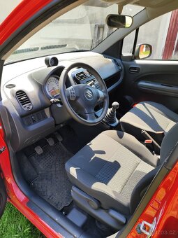 Suzuki Splash 2013, garážované, najeto jen 84500 km - 4