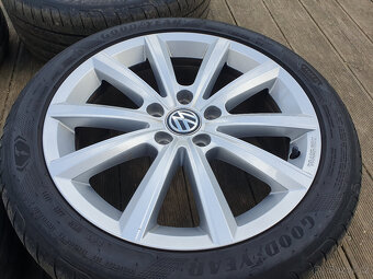VW 5x112 R17 - 4