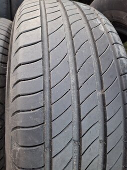 Prodám 205/60 r16 Michelin Primacy 4. - 4