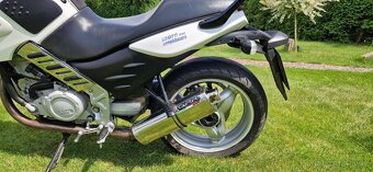 BMW F 650 CS - 4