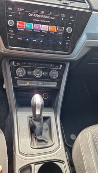 Prodám VW Touran, 2.0TDI, 7míst, DSG. - 4