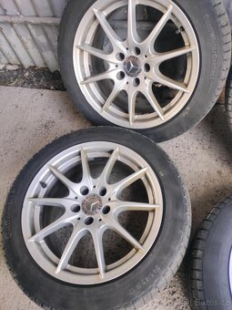 4ks alu disky orig. Mercedes 5x112 R17 pneu 245/45 R17 7mm - 4