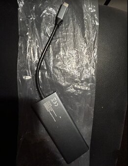 Gembird USB-C 6-in-1 Adapter - 4