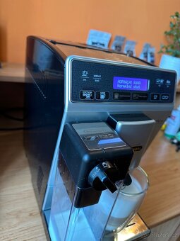 DeLonghi automatický kávovar ETAM 29.660. SB - 4