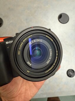 Sony Alpha A7C černý + Sony FE 24mm f/2.8 G +přísl. a záruka - 4