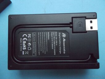 Canon EOS - duální nabíječka, 2ks baterií 1600mA - 4