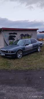 BMW e38 - 4