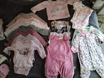 Autosedačka vajíčko + oblečení pro holčičku - 4