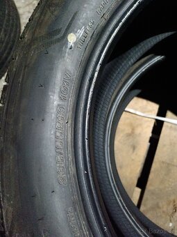Letní sadu Bridgestone 235/55 R19 101V - 4