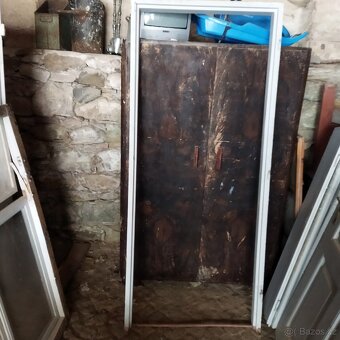 Kovové zárubně a dveře - 4