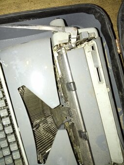 Psací stroj consul - 4