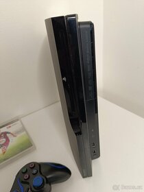 PS3 Slim 320GB, ovladač + hry / PlayStation 3 - 4