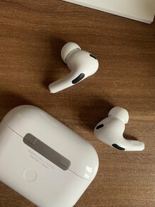 Apple Airpods Pro 2 generace - 4