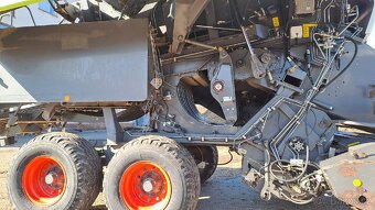 Claas Quadrant 3400 RC - 4
