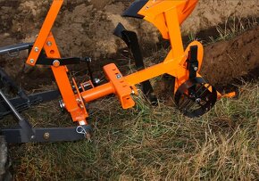 Obracecí pluh za malotraktor - nová cena - 4