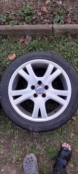 Originál lité disky na Volvo 17" + pneu - 4